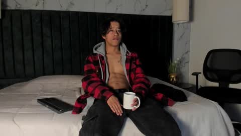 Snapshot of labrinthteasing chatting on 09/30/25, 12:10 labrinthteasing online show from 09/30/25, 12:10