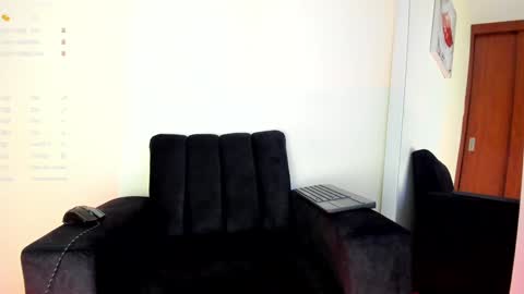 Snapshot of lace_victoria chatting on 12/16/24, 10:45 lace_victoria online show from 12/16/24, 10:45