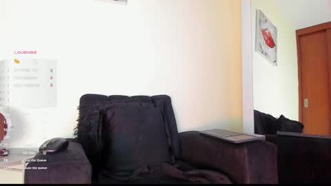 Snapshot of lace_victoria chatting on 10/31/25, 09:05 lace_victoria online show from 10/31/25, 09:05