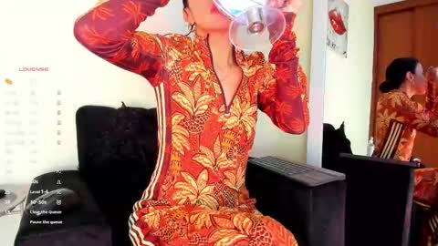 Snapshot of lace_victoria chatting on 11/30/25, 06:56 lace_victoria online show from 11/30/25, 06:56