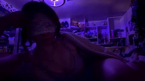 lacedinsin online show from 02/04/26, 04:07