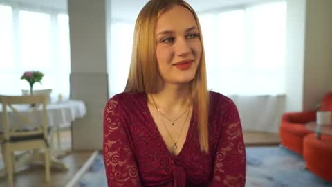 Snapshot of lachelleellwanger chatting on 06/04/26, 05:13 Kate online show from 06/04/26, 05:13