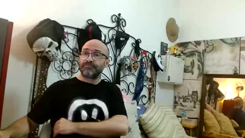 lachicadeldiablo online show from 04/13/26, 06:57