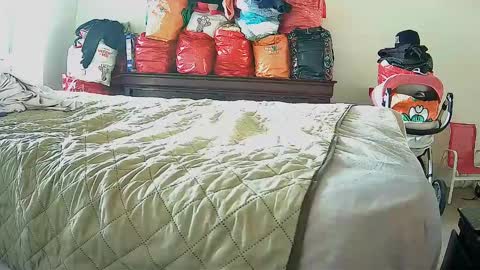 Snapshot of lachickadelbronx chatting on 12/22/24, 01:22 lachickadelbronx online show from 12/22/24, 01:22