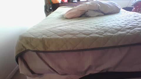 Snapshot of lachickadelbronx chatting on 03/04/25, 08:49 lachickadelbronx online show from 03/04/25, 08:49