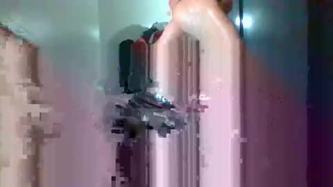 Snapshot of lachickadelbronx chatting on 03/05/25, 12:05 lachickadelbronx online show from 03/05/25, 12:05