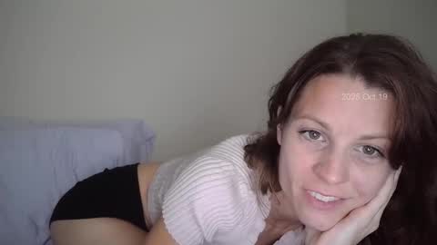 Snapshot of lacie_richards chatting on 10/19/25, 08:53 Lacie online show from 10/19/25, 08:53