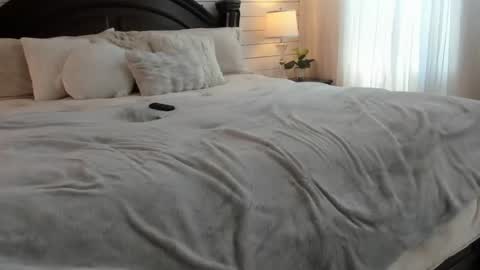 lacii_lo online show from 06/24/26, 02:49