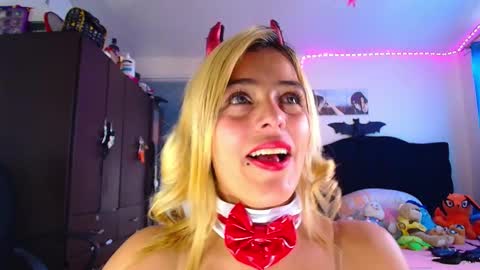 Valentina online show from 01/10/26, 08:21