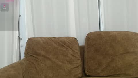 Mia online show from 11/09/25, 06:39