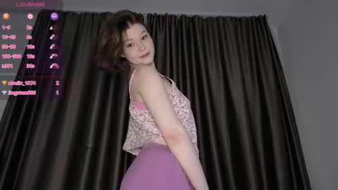 lady_birdd online show from 02/01/26, 02:37