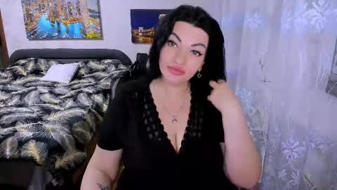 lady_boom_ online show from 04/25/26, 05:32