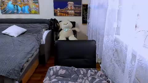 lady_boom_ online show from 05/01/26, 06:40