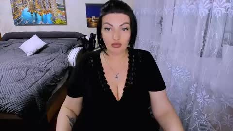 lady_boom_ online show from 05/19/26, 06:36
