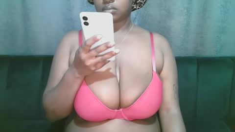 lady_dearra online show from 03/29/26, 03:17