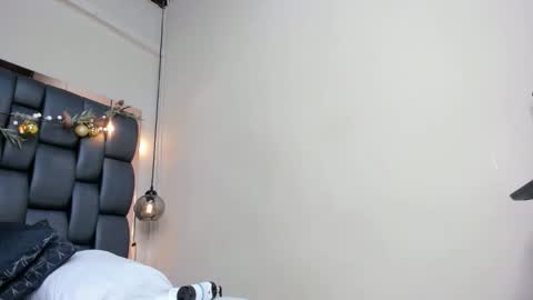 LADY  online show from 01/08/26, 07:49