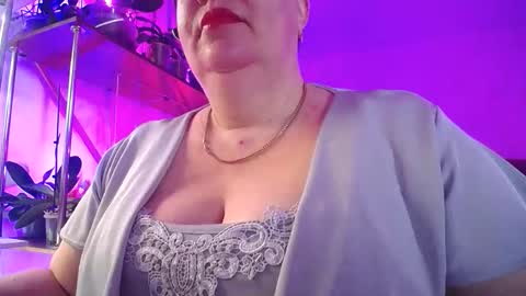 Lady Gloria online show from 03/09/26, 05:22