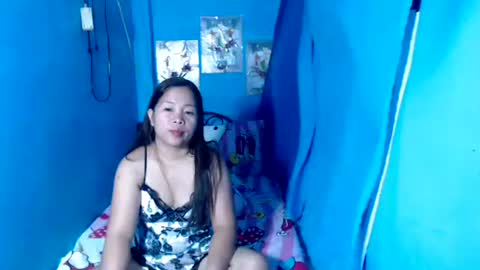 Snapshot of lady_in_bed69 chatting on 05/03/26, 09:54 lady_in_bed69 online show from 05/03/26, 09:54