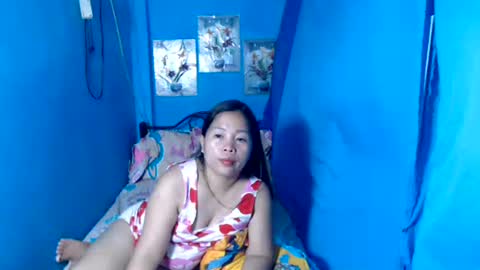 Snapshot of lady_in_bed69 chatting on 05/21/26, 11:23 lady_in_bed69 online show from 05/21/26, 11:23