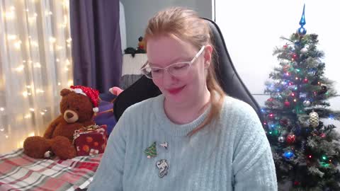 Angelika online show from 12/24/24, 10:49