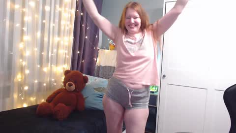 Angelika online show from 01/21/25, 03:43