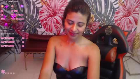 Snapshot of lady_isabella_ chatting on 05/20/26, 01:34 Lady Isabella online show from 05/20/26, 01:34