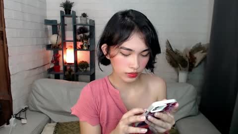 Snapshot of lady_jedyy chatting on 12/19/24, 05:18 online show from 12/19/24, 05:18