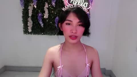 Snapshot of lady_jedyy chatting on 12/20/24, 10:38 online show from 12/20/24, 10:38