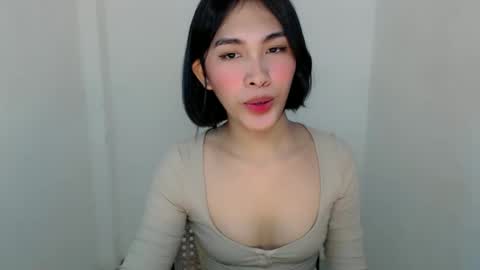 Snapshot of lady_jedyy chatting on 02/17/25, 04:37 online show from 02/17/25, 04:37
