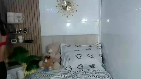   online show from 05/14/26, 11:44