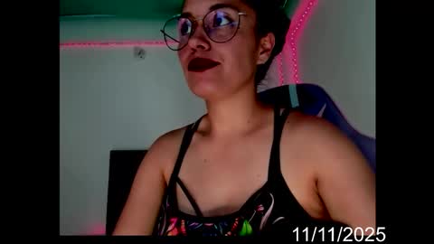 Snapshot of lady_jhana chatting on 11/11/25, 04:40 Jhana online show from 11/11/25, 04:40