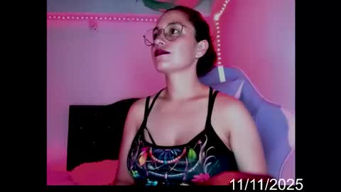 Snapshot of lady_jhana chatting on 11/12/25, 10:37 Jhana online show from 11/12/25, 10:37