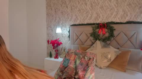 Snapshot of lady_lacey05 chatting on 12/10/24, 05:44 Gaby online show from 12/10/24, 05:44