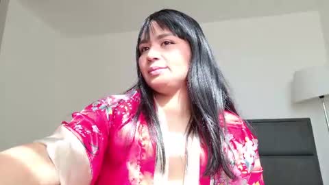 Snapshot of lady_ni chatting on 07/01/26, 01:34 700 1300 -5 online show from 07/01/26, 01:34