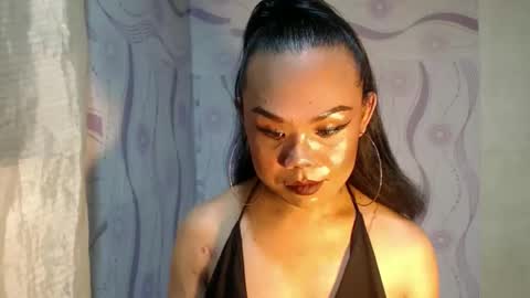 Snapshot of lady_shane26 chatting on 05/21/26, 01:29 lady_shane26 online show from 05/21/26, 01:29