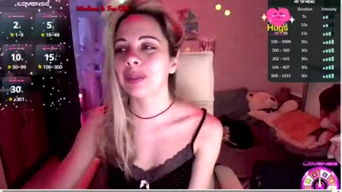 Snapshot of lady_smile69 chatting on 04/17/26, 02:25 lady_smile69 online show from 04/17/26, 02:25