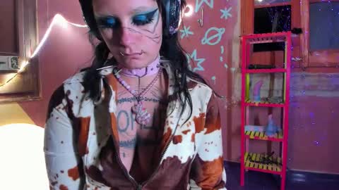 Snapshot of lady_sontse_ chatting on 11/07/25, 07:25 Mia online show from 11/07/25, 07:25