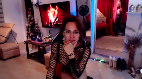 Snapshot of lady_sovereign chatting on 01/08/25, 09:34 M MMY online show from 01/08/25, 09:34