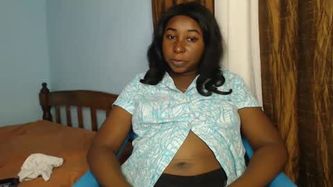 Snapshot of lady_twerky chatting on 01/27/25, 04:33 Maya online show from 01/27/25, 04:33