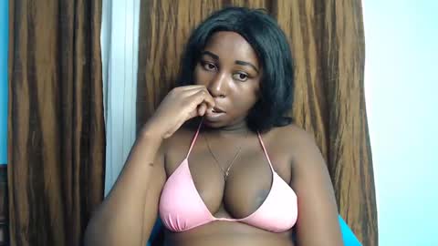 Snapshot of lady_twerky chatting on 01/30/25, 03:51 Maya online show from 01/30/25, 03:51