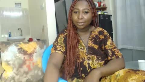 Maya online show from 12/02/25, 01:11