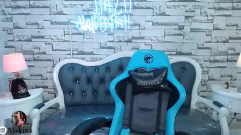 Snapshot of lady_violet_bridgerton_a chatting on 02/15/25, 09:59 Lady Violet Bridgerton online show from 02/15/25, 09:59