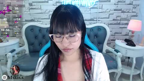 Snapshot of lady_violet_bridgerton_a chatting on 03/06/25, 10:26 Lady Violet Bridgerton online show from 03/06/25, 10:26