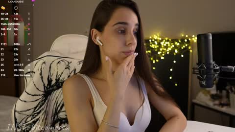lady_white_snake online show from 12/29/24, 03:03