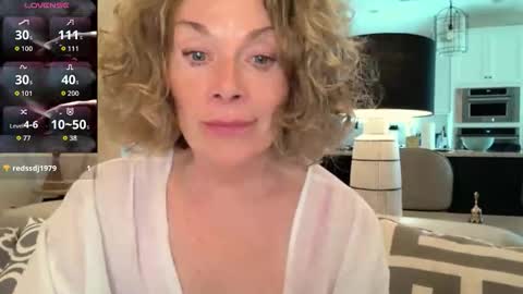 Ladybabs online show from 04/15/26, 06:48