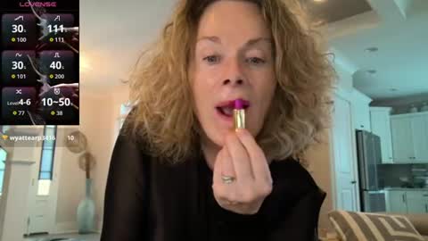 Ladybabs online show from 06/19/26, 06:01