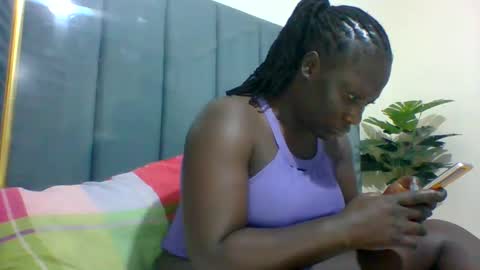 lindah32 online show from 02/06/25, 02:33