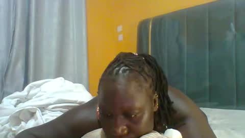 lindah32 online show from 01/15/26, 06:00