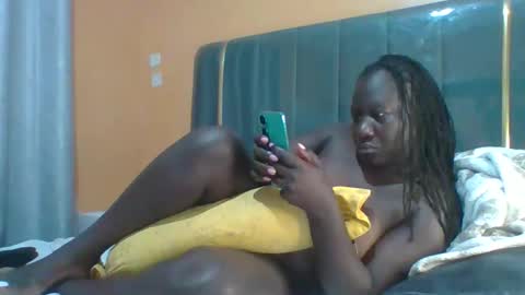 lindah32 online show from 03/04/26, 01:44