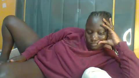 lindah32 online show from 04/09/26, 12:43